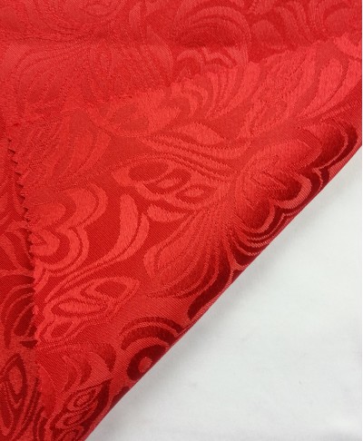 TB-FDN table throws outdoor event use side view